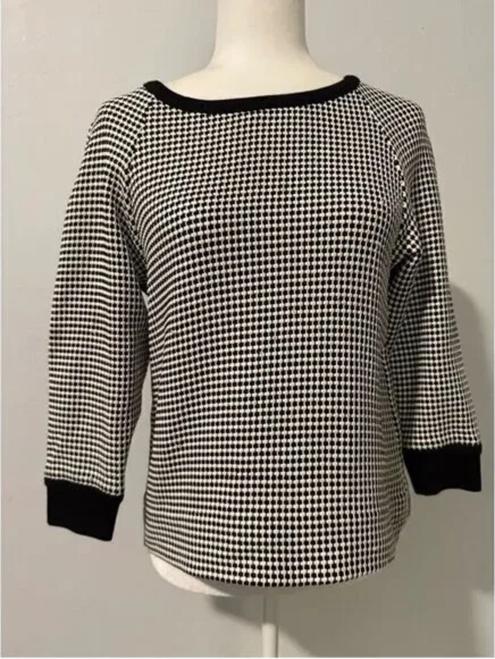 L’Agence Black & White Textured Knit Top Size Small 3/4 Sleeve Paris Chic